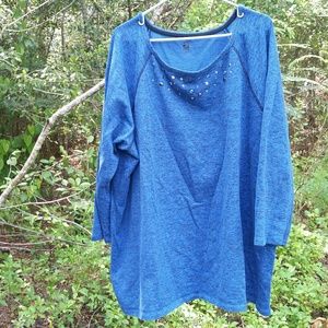 Avenue plus size 26/28 blue shirt used